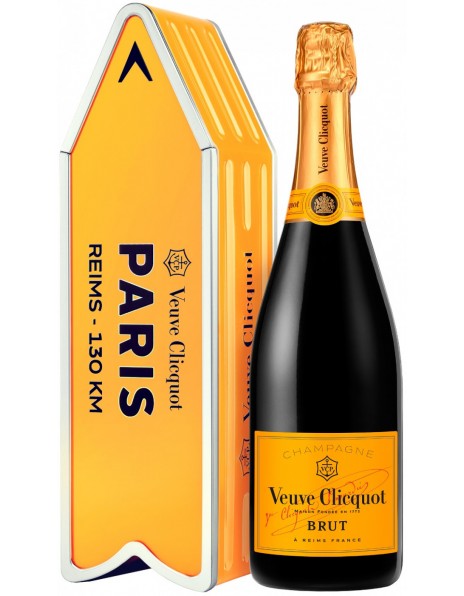 Шампанское Veuve Clicquot, Brut, gift box "Arrow"