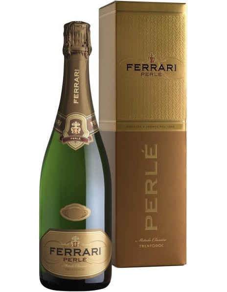 Игристое вино Ferrari, "Perle" Brut, 2009, Trento DOC, gift box