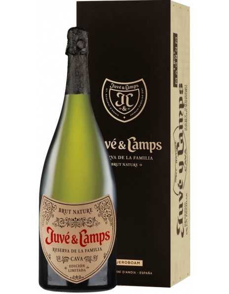 Игристое вино Juve y Camps, Cava "Reserva de la Familia", wooden box, 3 л
